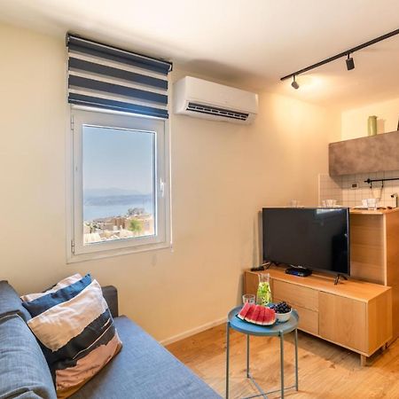 One Bedroom Apartment By Stay Eilat - Sheshet Hayamim Street المظهر الخارجي الصورة